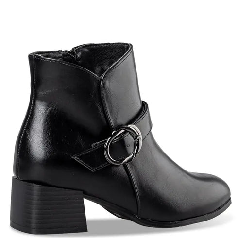 Envie Shoes Χαμηλό Μποτάκι με Διακοσμητική Αγκράφα Μαύρο