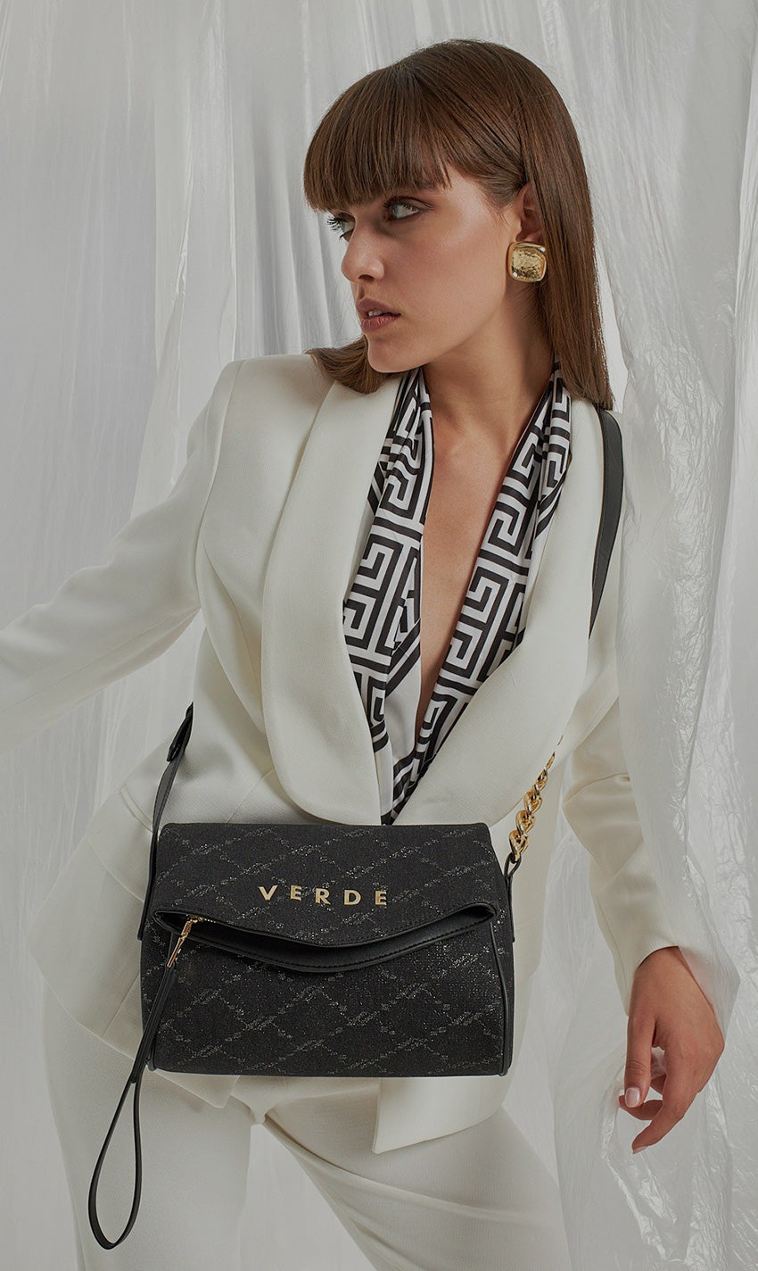 WE_Categ_01_850x1424_6bf47680-48b2-4418-8379-38220c8c0200-wondereshop