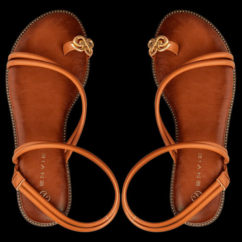 Envie Flat Σανδάλια με Χρυσή Λεπτομέρεια στο Πάνω Μέρος Κάμελ