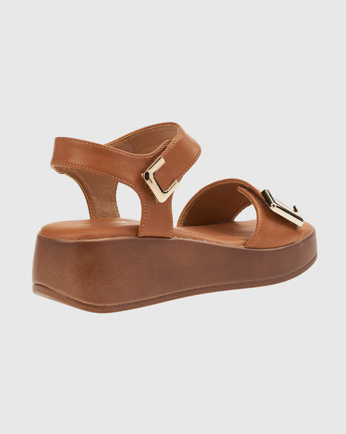 Verde Γυναικεία Flatform Πέδιλα 28-4057 Κάμελ