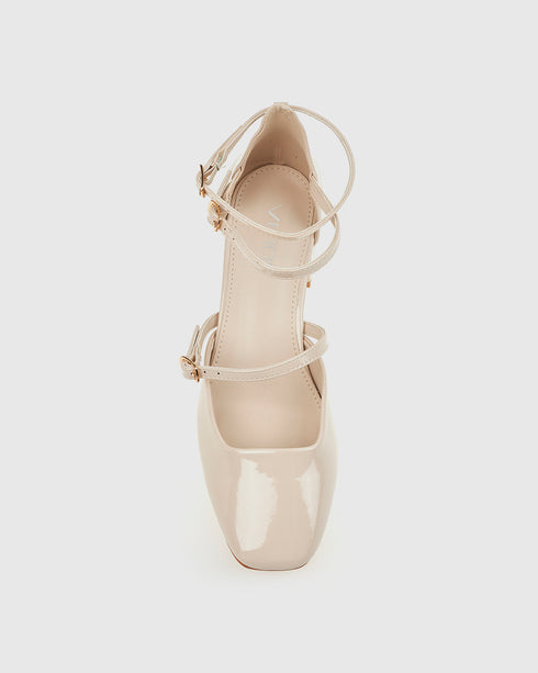 Verde Γυναικεία Κλειστά Λουστρίνι Πέδιλα με Χοντρό Τακούνι 28-4037 Εκρού