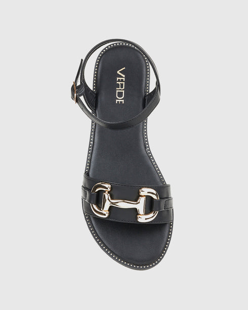 Verde Σανδάλια με Διακοσμητική Αγκράφα στο Πάνω Μέρος και Δέσιμο στον Αστράγαλο 28-4005 Μαύρο